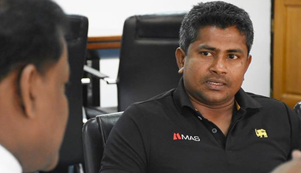 ශ්රී ලංකා ටෙස්ට් නායකත්වය රංගන හේරත්ට පවරයි.. ශ්රී ලංකා ටෙස්ට් නායකත්වය රංගන හේරත්ට පවරයි..