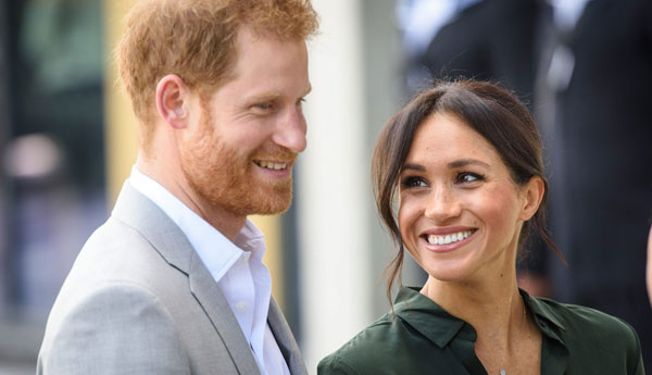 කුළුදුල් දරුවා අපේක්ෂාවෙන් සිටින රාජකීය යුවලට වෛද්යවරු අනතුරු අගවයි.. කුළුදුල් දරුවා අපේක්ෂාවෙන් සිටින රාජකීය යුවලට වෛද්යවරු අනතුරු අගවයි..
