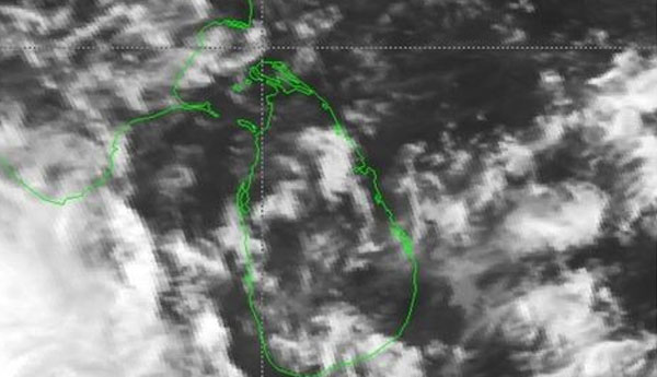 පහළ වායුගෝලය කැළඹීමෙන් ඉදිරි දින කීපයේත් වැසි… පහළ වායුගෝලය කැළඹීමෙන් ඉදිරි දින කීපයේත් වැසි…