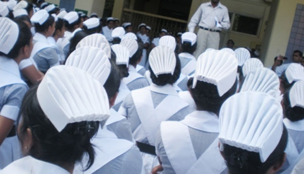 ලංකාවේ ප්රථම වරට වේදනා පාලන හෙද පුහුණුවක් අරඹයි ලංකාවේ ප්රථම වරට වේදනා පාලන හෙද පුහුණුවක් අරඹයි