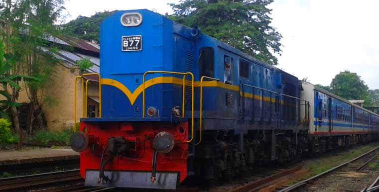 දුම්රිය ස්ථානාධිපතිවරුත් වෘත්තීය ක්රියාමාර්ගයකට දුම්රිය ස්ථානාධිපතිවරුත් වෘත්තීය ක්රියාමාර්ගයකට