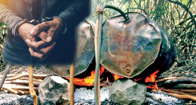 රා ලීටර 83,000 ක් සමඟ සැකකරුවෙක් අත්අඩංගුවට රා ලීටර 83,000 ක් සමඟ සැකකරුවෙක් අත්අඩංගුවට