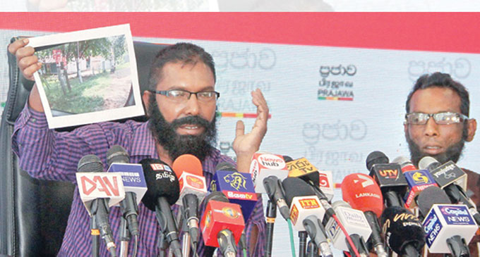 සුදුවෑන් මාධ්ය සාකච්ඡාවේ දෙදෙනාගේ කටහඩ සාම්පල සංසන්දනය වෙයි සුදුවෑන් මාධ්ය සාකච්ඡාවේ දෙදෙනාගේ කටහඩ සාම්පල සංසන්දනය වෙයි