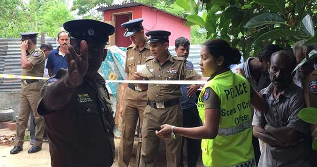 ඔබේසේකරපුර අරුණෝදය මාවත වසා දැමේ ඔබේසේකරපුර අරුණෝදය මාවත වසා දැමේ