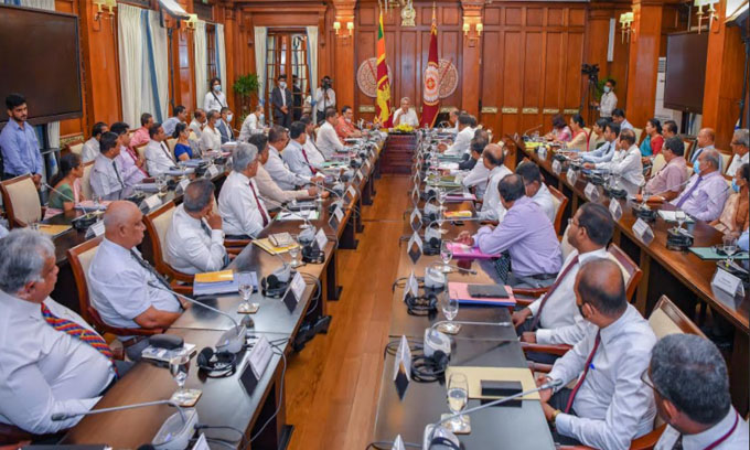 ග්රාමීය මාර්ග කිලෝමීටර් ලක්ෂයේ ඉලක්කය 2024දී අවසන් කිරීමට සැලසුම් ග්රාමීය මාර්ග කිලෝමීටර් ලක්ෂයේ ඉලක්කය 2024දී අවසන් කිරීමට සැලසුම්