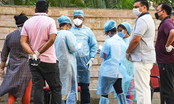 මෙරටින් තවත් කොරෝනා ආසාදිතයින් රැසක් වාර්තා වෙයි මෙරටින් තවත් කොරෝනා ආසාදිතයින් රැසක් වාර්තා වෙයි