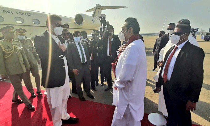 පාකිස්තාන අග්රාමාත්යවරයා දිවයිනට පැමිණෙයි පාකිස්තාන අග්රාමාත්යවරයා දිවයිනට පැමිණෙයි