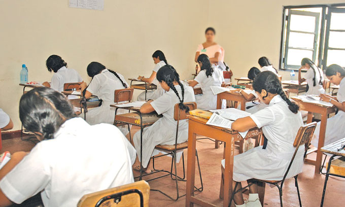සාමාන්ය පෙළ සහ උසස් පෙළ පැවැත්වෙන කාල වකවානු සංශෝධනයට කැබිනට් අනුමැතිය සාමාන්ය පෙළ සහ උසස් පෙළ පැවැත්වෙන කාල වකවානු සංශෝධනයට කැබිනට් අනුමැතිය