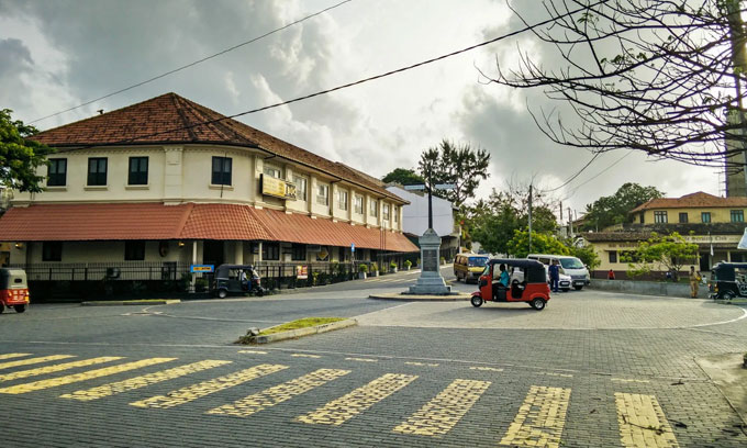 දිස්ත්රික් 05ක තවත් ප්රදේශ 09 ක් වහාම ක්රියාත්මක වන පරිදි හුදෙකලා කෙරේ දිස්ත්රික් 05ක තවත් ප්රදේශ 09 ක් වහාම ක්රියාත්මක වන පරිදි හුදෙකලා කෙරේ
