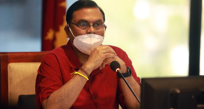 බැසිල් යළි දිවයිනට බැසිල් යළි දිවයිනට