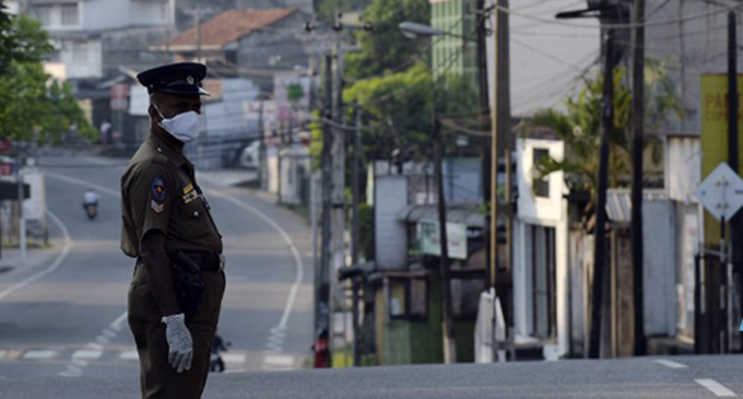 දිස්ත්රික්ක 3 ක ග්රාම නිලධාරී වසම් 7 ක් හුදෙකලා කෙරේ දිස්ත්රික්ක 3 ක ග්රාම නිලධාරී වසම් 7 ක් හුදෙකලා කෙරේ