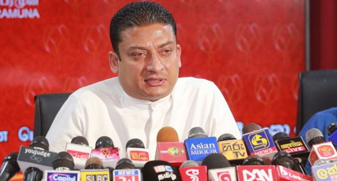 අවසර ලැබුණොත් 21 සිට බස් හා දුම්රිය සේවා ආරම්භ කිරීමට සූදානම් අවසර ලැබුණොත් 21 සිට බස් හා දුම්රිය සේවා ආරම්භ කිරීමට සූදානම්
