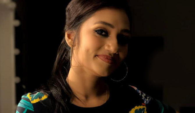 අත්අඩංගුවට ගත් ටෙලි නිළි උපේක්ෂාට පොලිස් ඇප අත්අඩංගුවට ගත් ටෙලි නිළි උපේක්ෂාට පොලිස් ඇප