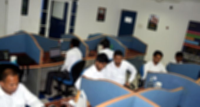 රාජ්ය අංශයේ සියලුම සේවකයින් අද සිට සේවයට රාජ්ය අංශයේ සියලුම සේවකයින් අද සිට සේවයට