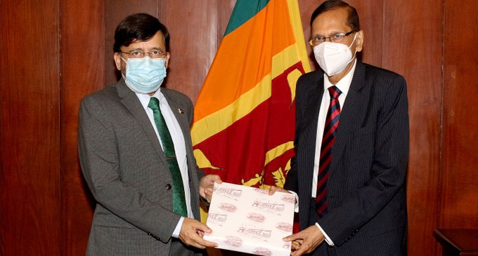 ශ්රී ලංකාවේ පාකිස්ථාන තානාපති මේජර් ජෙනරාල් මොහොමඩ් සාද් ඛට්ටක් – නව විදේශ අමාත්ය ජී.එල්. පීරිස් අතර හමුවක් ශ්රී ලංකාවේ පාකිස්ථාන තානාපති මේජර් ජෙනරාල් මොහොමඩ් සාද් ඛට්ටක් – නව විදේශ අමාත්ය ජී.එල්. පීරිස් අතර හමුවක්