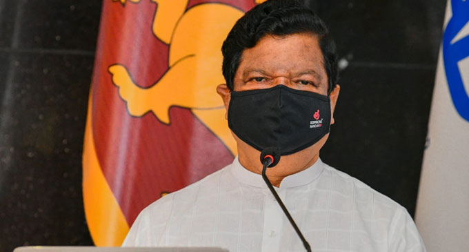 ජනතාවට ඇඟලුම් නිෂ්පාදනත් සතොස හරහා ජනතාවට ඇඟලුම් නිෂ්පාදනත් සතොස හරහා