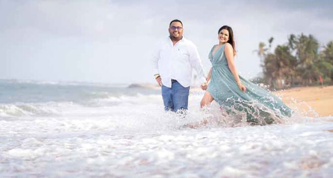 නිළි බුවිනි, සැමියා එක්ක දෙවන විවාහ සංවත්සරය සැමරූ හැටි නිළි බුවිනි, සැමියා එක්ක දෙවන විවාහ සංවත්සරය සැමරූ හැටි