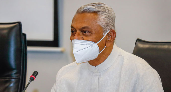 ඇතුලේ ඉන්න කොට කට පරිස්සම් කර ගන්න එක තමයි හොඳම දේ.. ඇතුලේ ඉන්න කොට කට පරිස්සම් කර ගන්න එක තමයි හොඳම දේ..