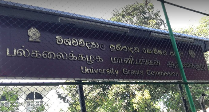 සරසවි කඩයිම් ලකුණු ලබන මස මුල් සතියේ සරසවි කඩයිම් ලකුණු ලබන මස මුල් සතියේ
