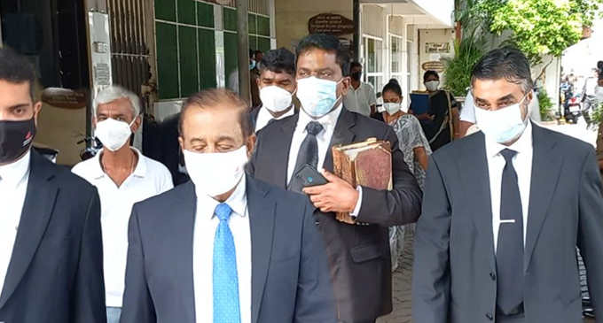 හේමසිරිට සහ පූජිත්ට එරෙහි නඩු කටයුත්තක් අවසන් හේමසිරිට සහ පූජිත්ට එරෙහි නඩු කටයුත්තක් අවසන්