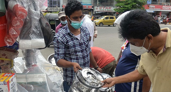 පිටකොටුවේ භූමිතෙල් ලිප් හිඟයක් පිටකොටුවේ භූමිතෙල් ලිප් හිඟයක්