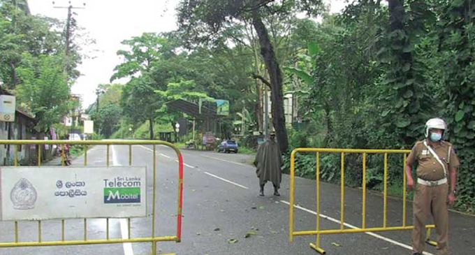 කොළඹ – මහනුවර ප්රධාන මාර්ගයේ එක් මංතීරුවක් අද විවෘත වෙයි කොළඹ – මහනුවර ප්රධාන මාර්ගයේ එක් මංතීරුවක් අද විවෘත වෙයි