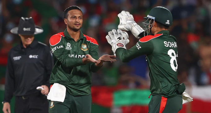 T20 WORLD CUP : ශකිබ් ඉවතට T20 WORLD CUP : ශකිබ් ඉවතට