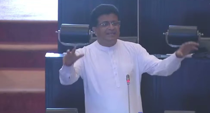 ඉන්දන හිගයක් නිසා විදුලිය කැපීමක් සිදු වන්නේ නැහැ ඉන්දන හිගයක් නිසා විදුලිය කැපීමක් සිදු වන්නේ නැහැ