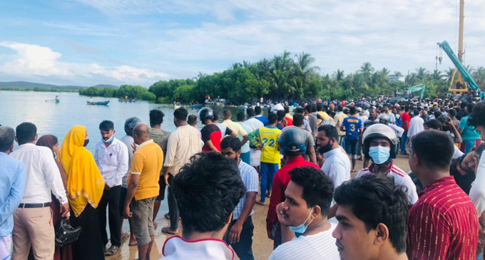 කින්නියා සිද්ධිය සම්බන්ධයෙන් තිදෙනෙක් අත්අඩංගුවට කින්නියා සිද්ධිය සම්බන්ධයෙන් තිදෙනෙක් අත්අඩංගුවට