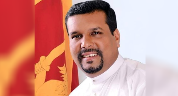 මහින්ද වෙනුවට මන්ත්රී මංජු ලලිත් පාර්ලිමේන්තුවට මහින්ද වෙනුවට මන්ත්රී මංජු ලලිත් පාර්ලිමේන්තුවට