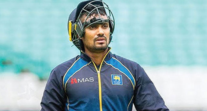ධනුෂ්ක ගුණතිලක ටෙස්ට් පිටියට සමු දෙයි ධනුෂ්ක ගුණතිලක ටෙස්ට් පිටියට සමු දෙයි
